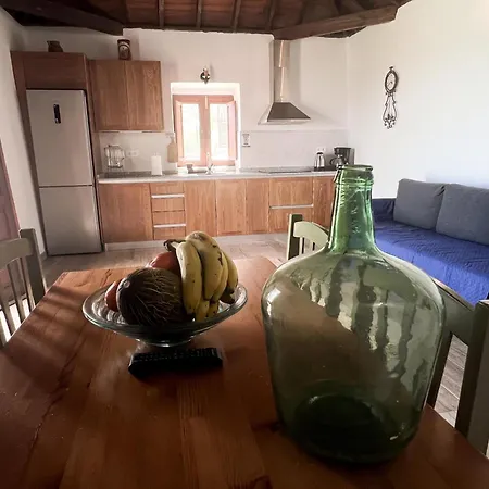 Vivelorural Abuela Maria 1, Chill Garden Pool Holiday home *